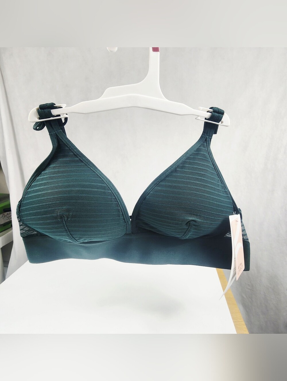 Lively Sexy Green Mesh Striped Padded Bralette - Picture 3 of 7